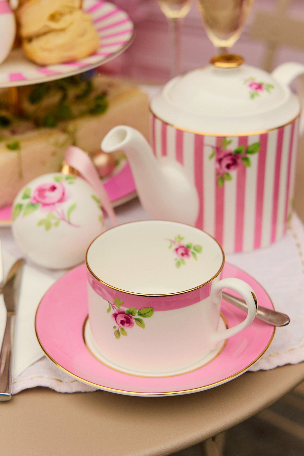 Duchess China 1888 - Regency Rose Bud                                                                                                                             Tea Cup & Saucer